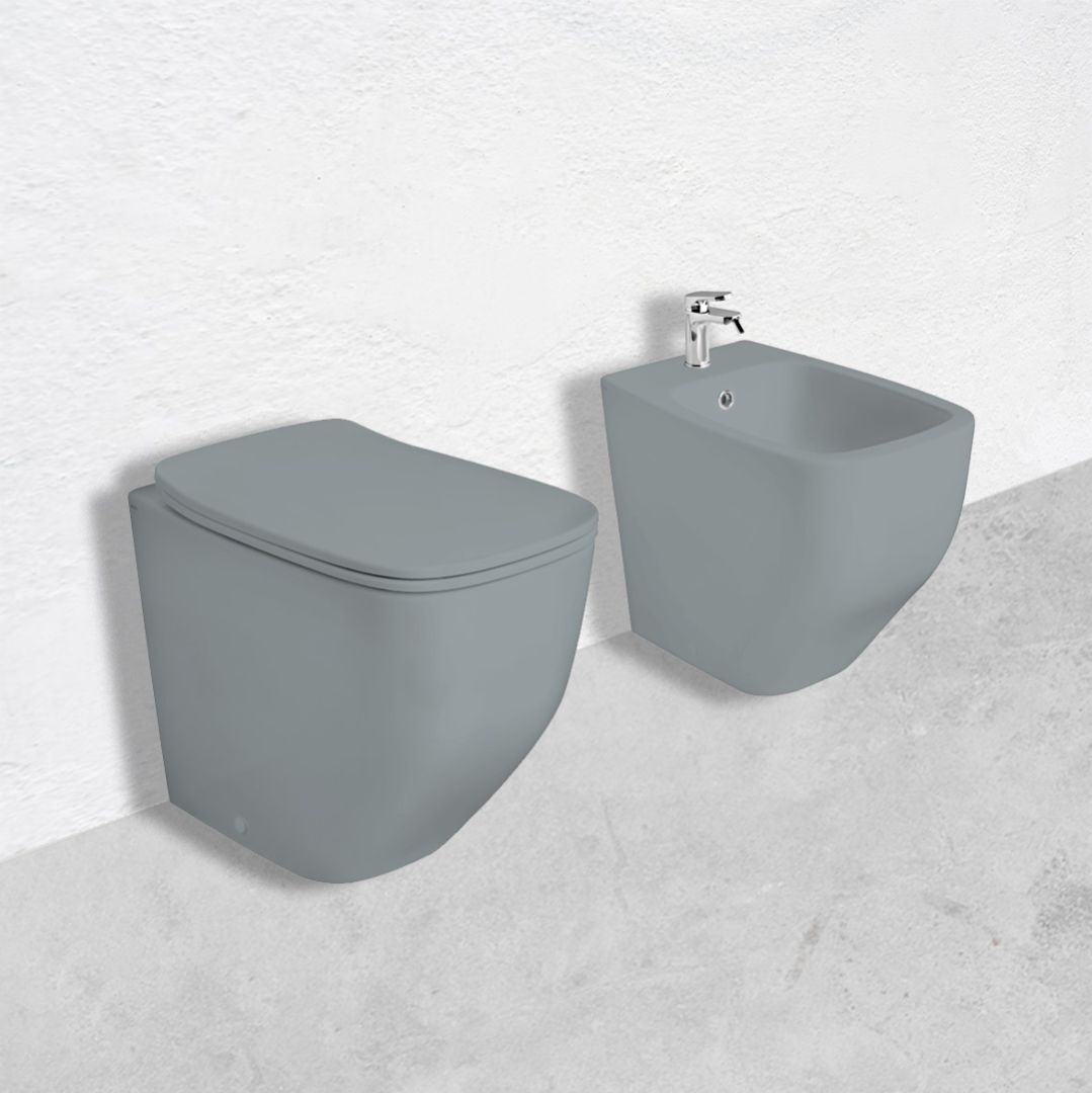 Coppia di sanitari a terra in ceramica grigio opaco