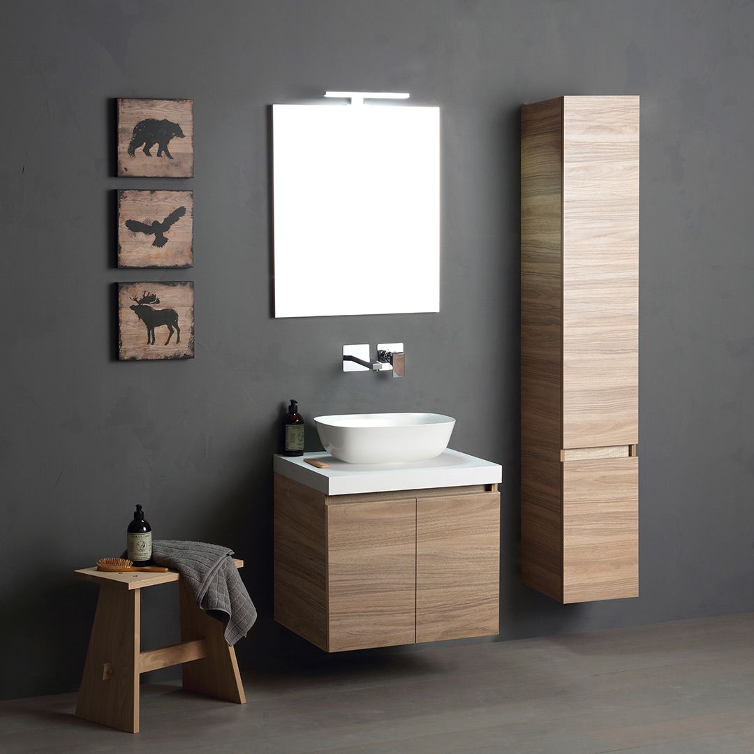 Mobile bagno con lavabo tondo e colonna rovere naturale